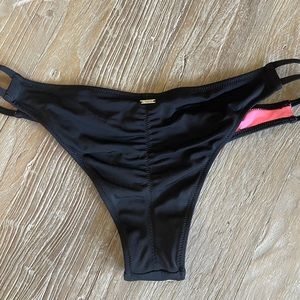 Ruched Bikini Bottoms size XS / S